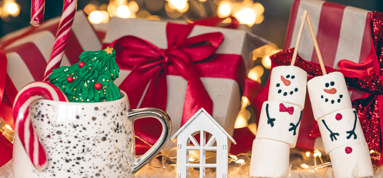 Kako Odabrati Savršen Božićni Poklon: Zašto je Kozmetika Uvijek Pobjednik?